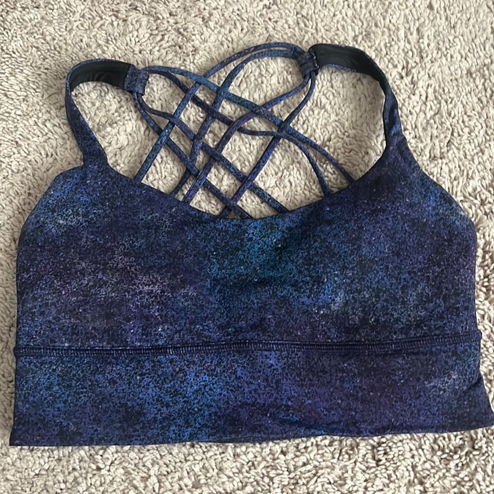 LuluLemon sports bra size 8